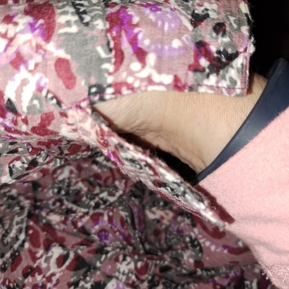 Multicolored multipattern button up size 3XL 5/$25 - Picture 3 of 4